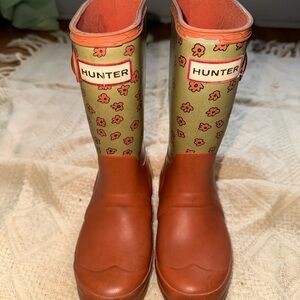 Hunter Rain Boots Orange Rubber Floral Kids Size 12